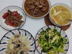 -爱的果实月嫂育婴师(世纪东方店)