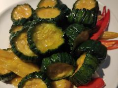 -三个椰子·现砍椰子鸡(金源CBD店)