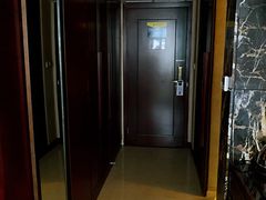 -博雅假日酒店(广州白云山万达广场店)