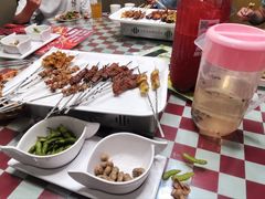 -三个大叔烤羊肉串·炭炉砂锅菜(西三旗店)