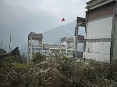 -四川汶川特大地震漩口中学遗址