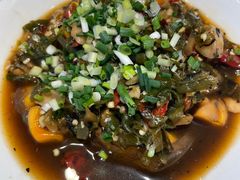 烧青椒拌皮蛋-黔城故事(虎峰别墅店)