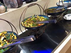 -阪尚皇·原切牛排·烤肉火锅自助(北京路店)