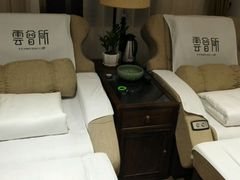 -新盈光·云会所(百丈东路店)