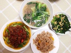 -爱的果实月嫂育婴师(世纪东方店)