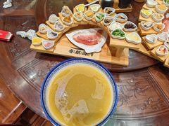 -香麒园·过桥米线·南湖雅宴