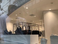 -川久保玲(大阪店)