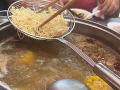 -官塘陈记鱼生·潮汕砂锅粥·牛肉火锅(潮枫路总店)