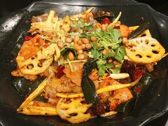 自选香锅-小山城麻辣香锅(新邻生活广场店)