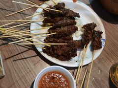 -东海岸人工湖美食村