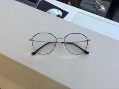 -明月眼镜(三坝店)