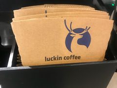 -瑞幸咖啡(东直门枢纽店)