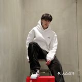 来打卡成都超划算买手店[吐]