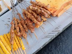 -卞二小串·鹤岗烧烤·坑烤(永定路店)