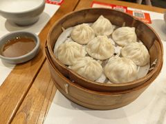 -馋三尺蟹粉小笼(人民广场店)