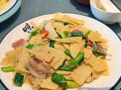 -民间瓦缸煨汤館(嵩山路店)