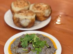 麻豆腐-宝瑞门钉肉饼店