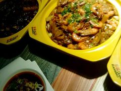-多嘴肉蟹煲(万达店)