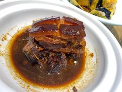 招牌红烧肉-盐汪子杂鱼馆(大港店)