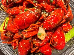 -肥肥虾庄·金牌油焖大虾(杨园滨江时代walk店)