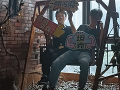 -MAX伯爵趣味互动密室逃脱(大坪D馆店)