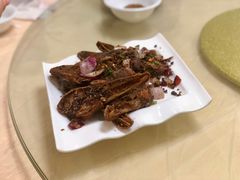 香酥鸭头-怪怪龙虾·澳洲蓝龙王·深夜食堂(惊驾路店)