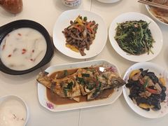 -悦芽照护月嫂+育儿嫂(杭州店)