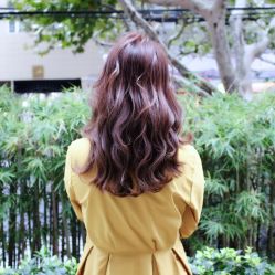 -PE SALON