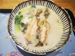 -鲜越鲜鱼粉(财富购物中心店)