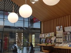 -百新书局(尚悦湾店)