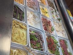 -尚品海鲜肥牛自助火锅(湖明店)