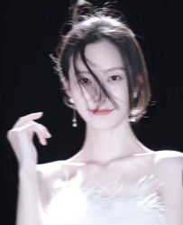 -花屿迷鹿写真馆