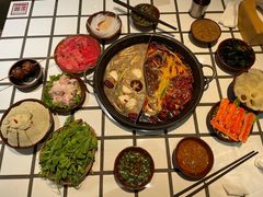 -贰回巷火锅馆(钟楼店)
