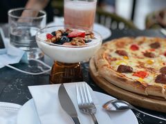 野莓核桃蜂蜜希腊酸奶-The Rug Cafe(王府中环店)