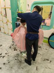 -爆米花儿童美发乐园