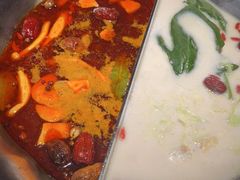 -湊湊火锅·茶憩(恒隆广场店)