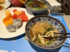 -海口绿发希尔顿酒店-田园汇自助餐·三文鱼·海鲜