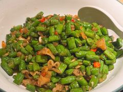 四季豆炒油渣-大碗先生(万家丽店)