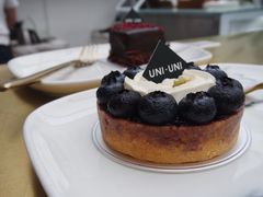 -UNI UNI(环亚凯瑟琳店)