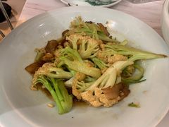 -荷花亭·湖北融合菜(中商广场店)
