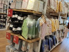 -优衣库(广州恒宝广场店)