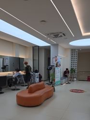 -优尚·烫·染·店