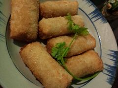 -Cuc Gach Quan Restaurant