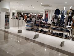 -优衣库(武汉国际广场店)