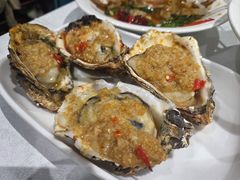 双味生蚝4只（蒜蓉剁椒）-蠔友汇·海鲜·生蚝烧烤(大东店)