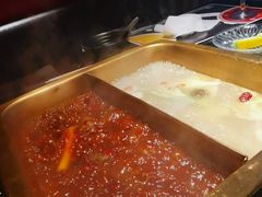双拼锅底-王家渡火锅店(棕榈泉店)