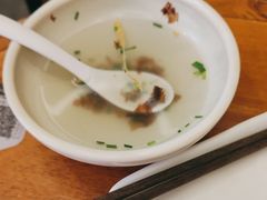 招牌鲜虾小馄饨-苏小柳手作点心(控江旭辉分院)