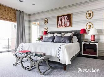 在布艺搭配中，灰、白、红，三色创造了独特的装饰性
