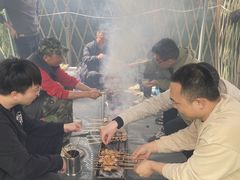 -亲兄弟真人CS团建拓展基地