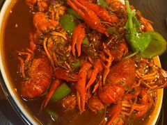 -虾弄弄海派小龙虾·牛羊蝎子火锅